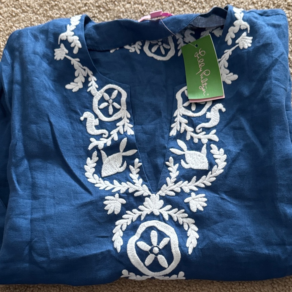 Lilly Pulitzer Blue Tunic with White Embroidery
